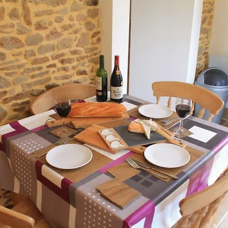 Nyaraló Mousandiere